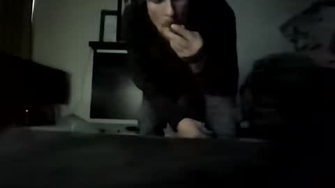 et528007 online show from January 17, 11:35 pm