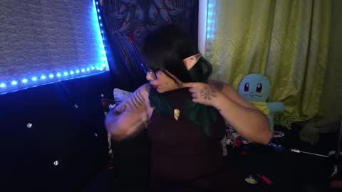 Snapshot of eta_carinae6 chatting on October 18, 5:44 am eta_carinae6 online show from October 18, 5:44 am