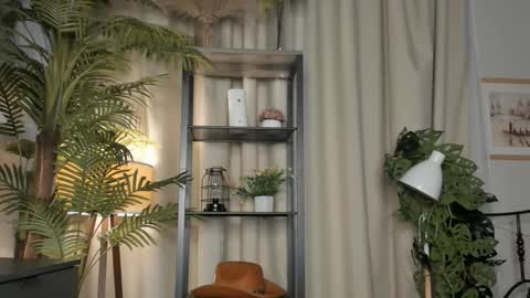 Natalie online show from November 23, 6:33 am