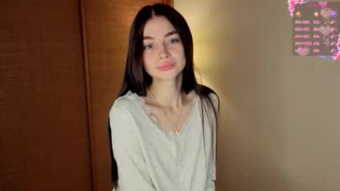 Mary online show from November 1, 8:13 am