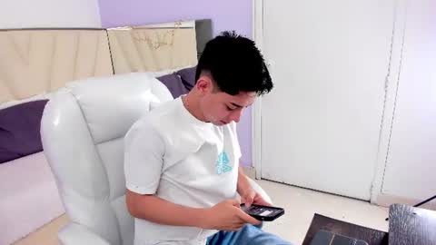 ethan12_ online show from June 14, 3:08 am