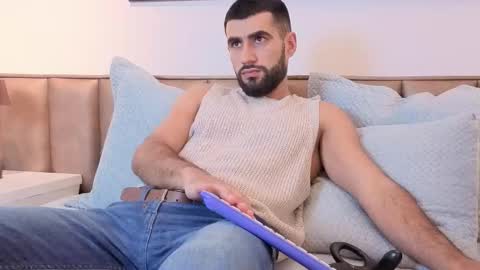 Ethan online show from March 8, 6:56 pm