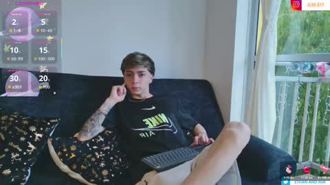 ethan and ava online show from December 4, 1:22 pm