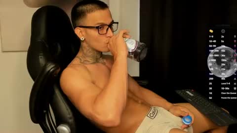 Ethan - Independent model online show from June 15, 8:23 pm