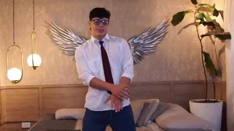 ethan_occonor online show from June 11, 11:52 am