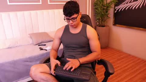 ethan_occonor online show from May 30, 1:42 pm