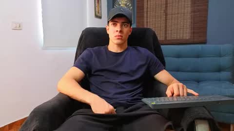 ethangreey1 online show from June 11, 5:22 pm