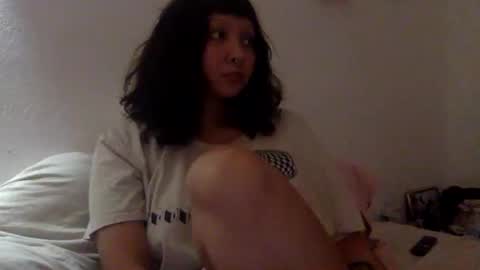 Snapshot of etherealhazy chatting on September 17, 4:16 am etherealhazy online show from September 17, 4:16 am