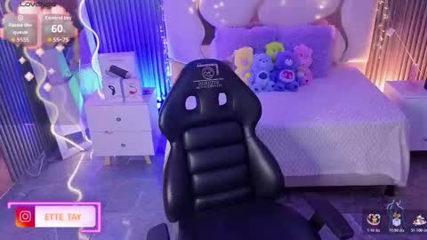 ette online show from February 5, 3:21 am