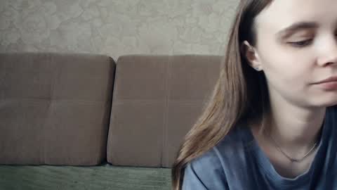 Snapshot of eva_calvin chatting on December 13, 6:10 am Eva Calvin online show from December 13, 6:10 am