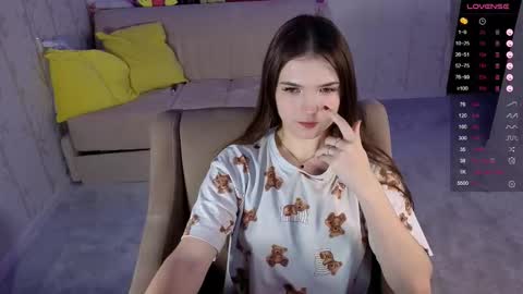 Snapshot of eva_davie chatting on October 14, 4:32 pm Eva online show from October 14, 4:32 pm