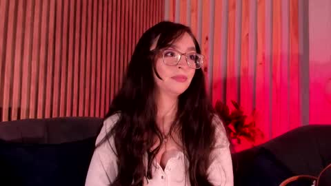 Angelinne online show from March 30, 1:11 pm