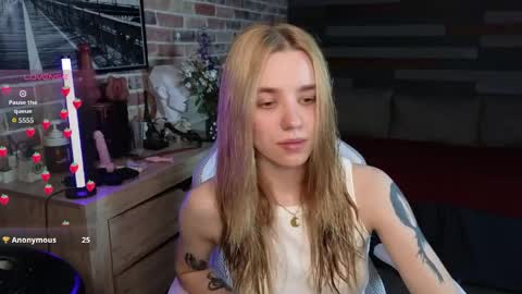 eva_mini online show from May 31, 9:05 pm