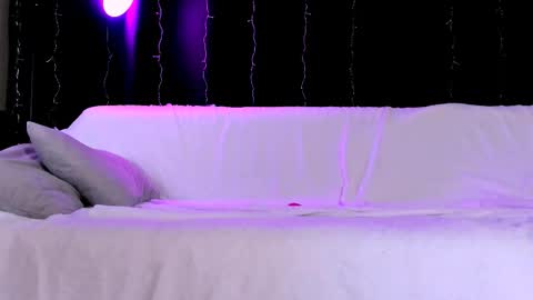 Eva online show from February 28, 9:24 am