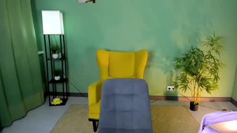 eva sicret online show from June 6, 7:03 am