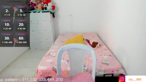 Estefania online show from July 11, 2:09 pm