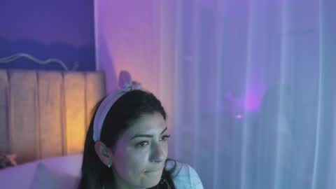 julieth online show from April 8, 8:34 pm