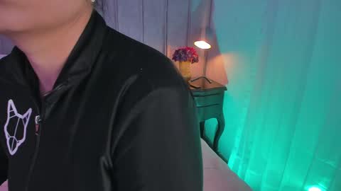 julieth online show from April 21, 7:54 pm