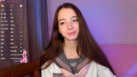 evabradly online show from October 31, 7:03 pm