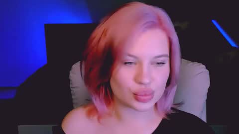 Snapshot of evaharve chatting on September 18, 5:44 am Eva online show from September 18, 5:44 am