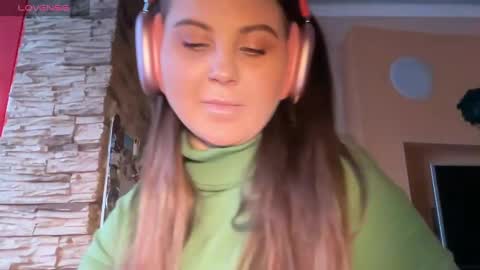 EvaHazard online show from February 15, 7:06 am