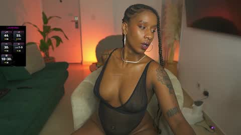 evajacksss_ online show from December 11, 12:23 am