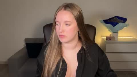 Eva online show from June 11, 8:07 pm