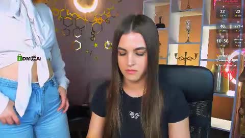 evalora online show from June 9, 1:33 pm