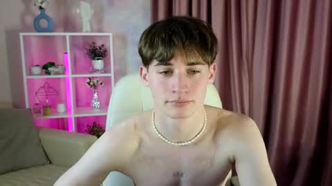 Evan online show from February 27, 9:29 pm