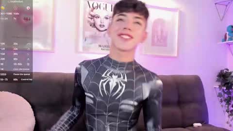 Evan voss  help me get 200 likesindependent model online show from September 24, 11:11 pm