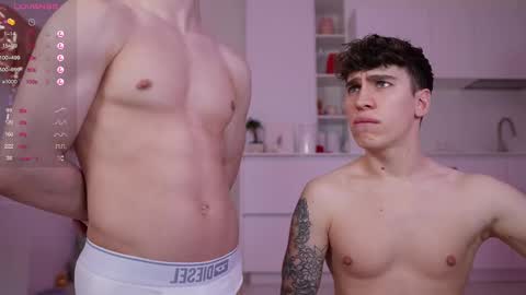 evan_white_ online show from March 2, 4:42 pm