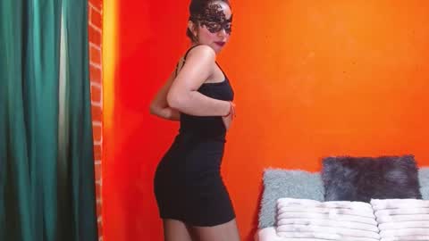 evangelinne_01 online show from November 4, 4:52 pm