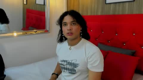 Evann  online show from April 17, 3:53 am