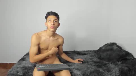 Evans collins24 online show from December 19, 7:29 am