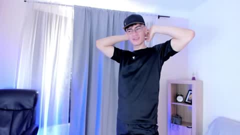 Evans Lubov online show from June 3, 3:28 pm