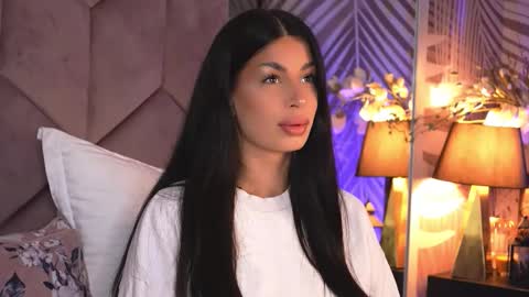 EvaRhea online show from February 12, 3:54 am