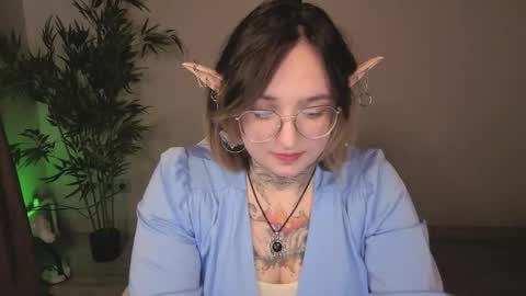 EvaTheWitcher online show from June 6, 9:15 am