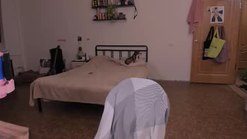      online show from October 17, 4:44 pm