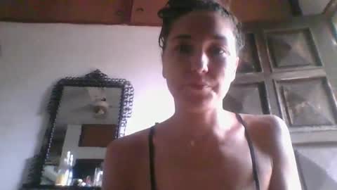 Snapshot of eve435731 chatting on March 3, 1:45 pm eve435731 online show from March 3, 1:45 pm