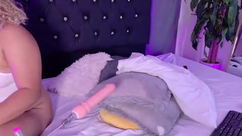 Eva Queen online show from September 19, 11:19 pm