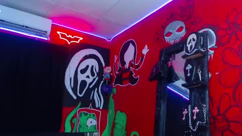 eve dark online show from September 17, 7:01 am