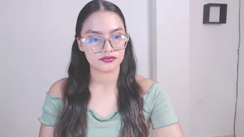 Eve Rox18 online show from December 15, 10:50 pm