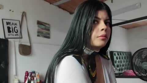 evelin26  online show from April 29, 12:10 pm