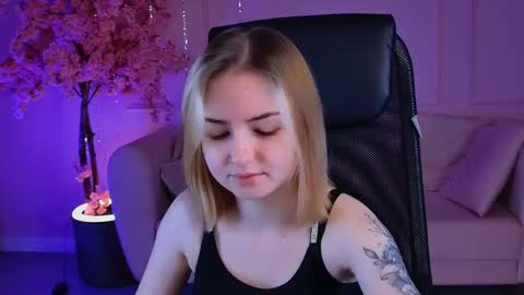 Evelina online show from June 9, 9:09 am
