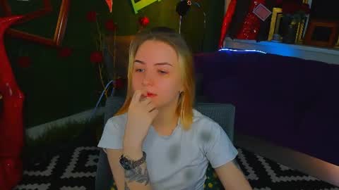 Evelina online show from June 11, 9:07 am