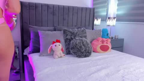 Snapshot of evellynclair chatting on December 25, 9:54 pm Eve  online show from December 25, 9:54 pm