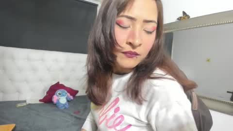 Evelyne online show from September 29, 4:00 am