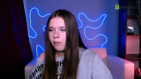 evelynlovelyy online show from March 28, 12:28 pm