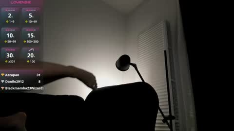 Evelynvlove online show from June 18, 9:42 pm