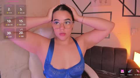 Evelyn Woods online show from December 24, 4:19 pm